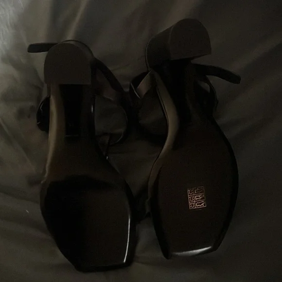 YSL Dwett heeled sandals - Picture 2 of 4